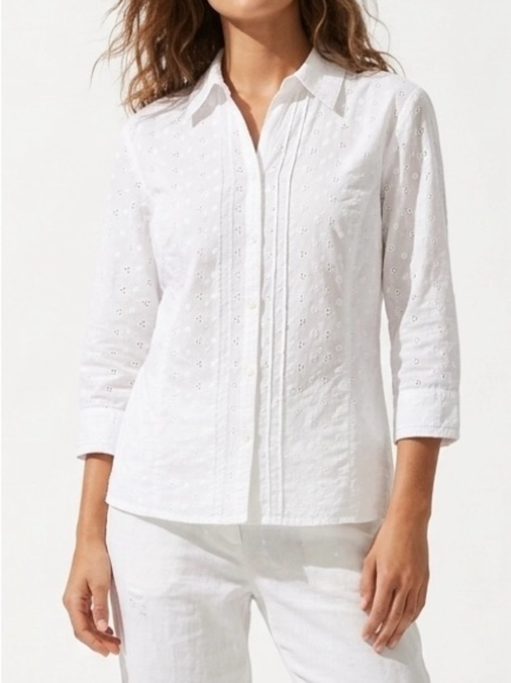 Ann Taylor White Eyelet Pintuck Button Down Shirt Size 8 Coastal Cottagecore